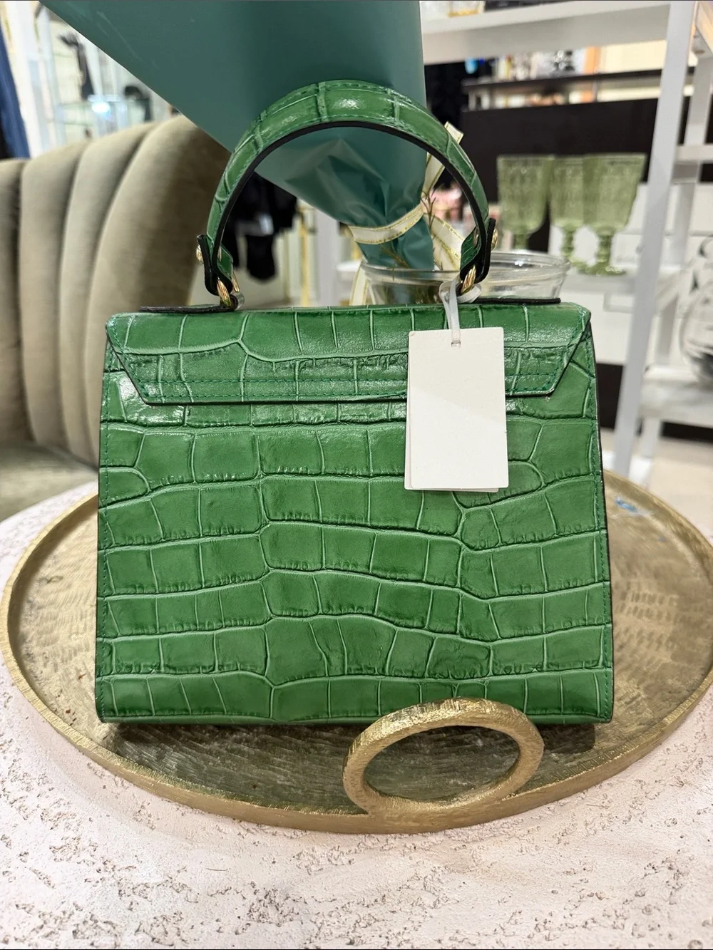 N/A green croc